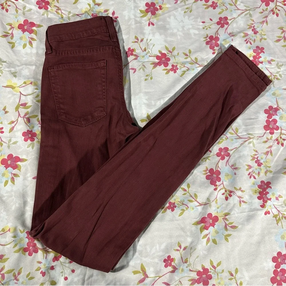 Red Jeans - Picture 1 of 5